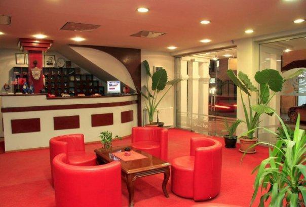 Hotel Sara & Spa Приштина Экстерьер фото